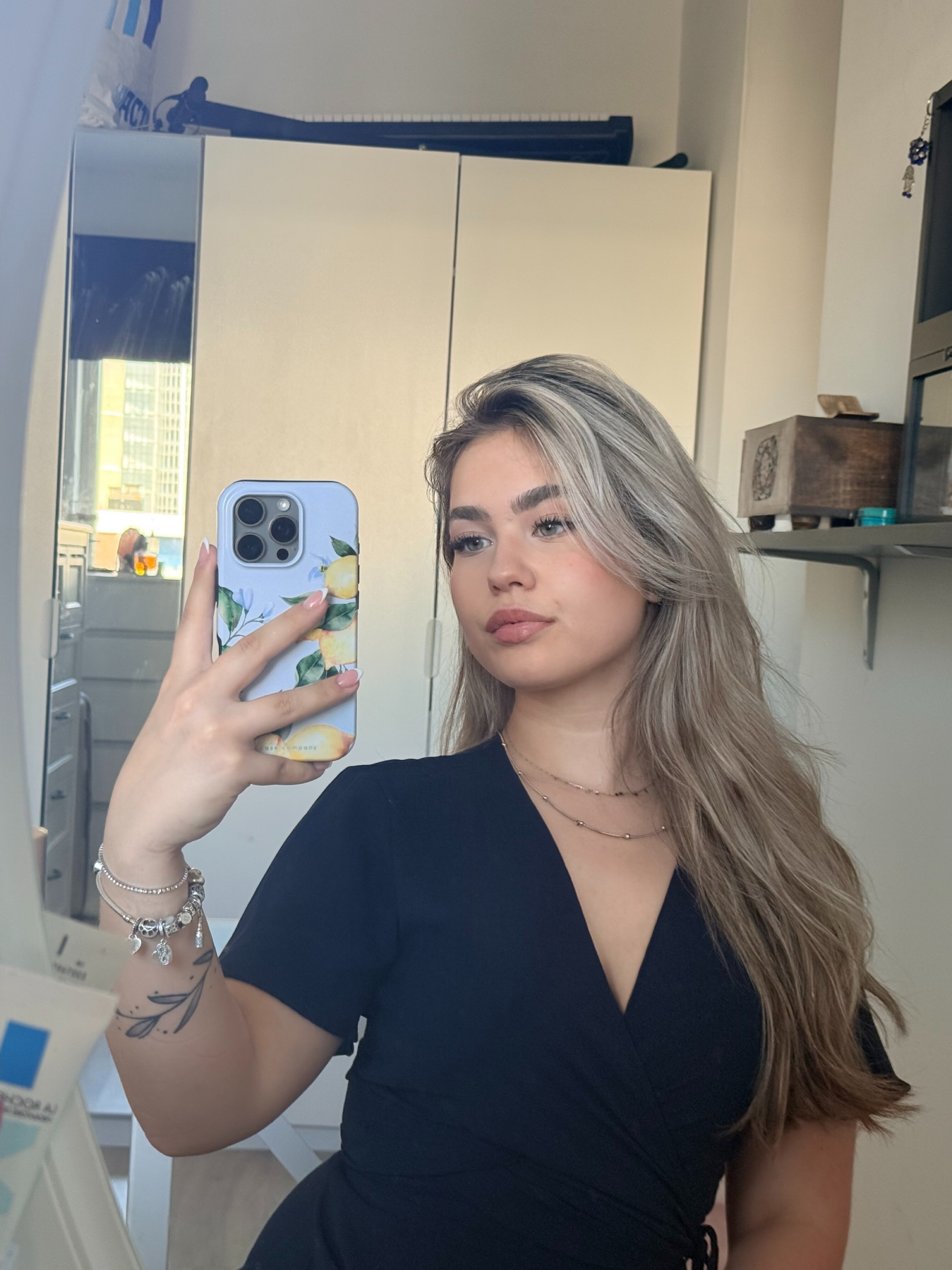 @fleurschmdt_