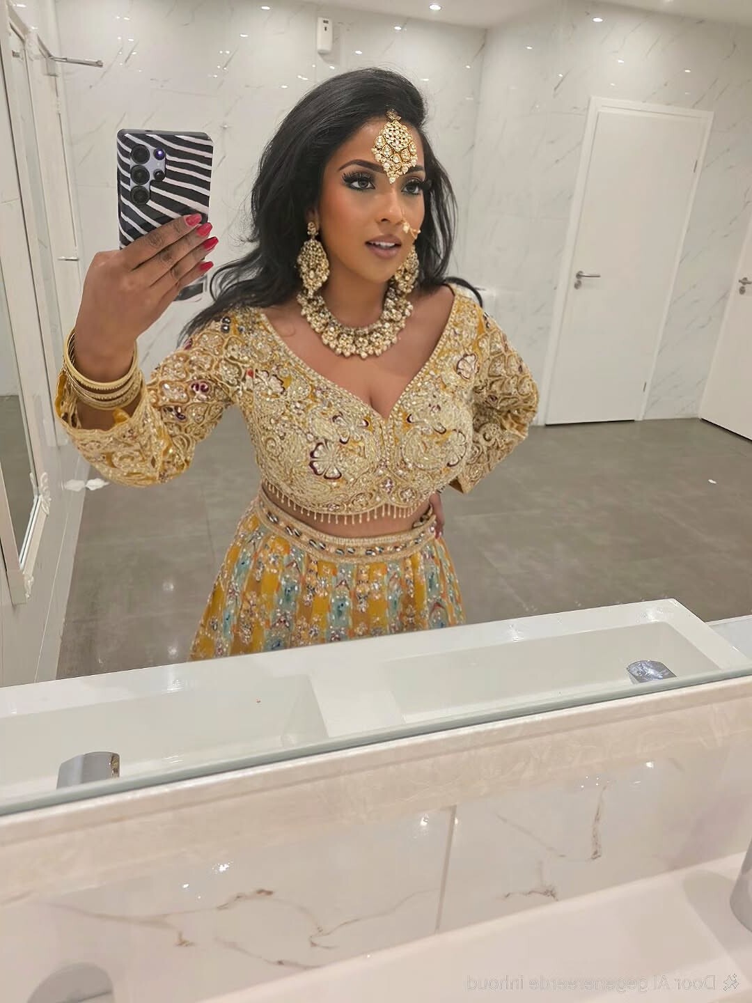 @valenciafashalli