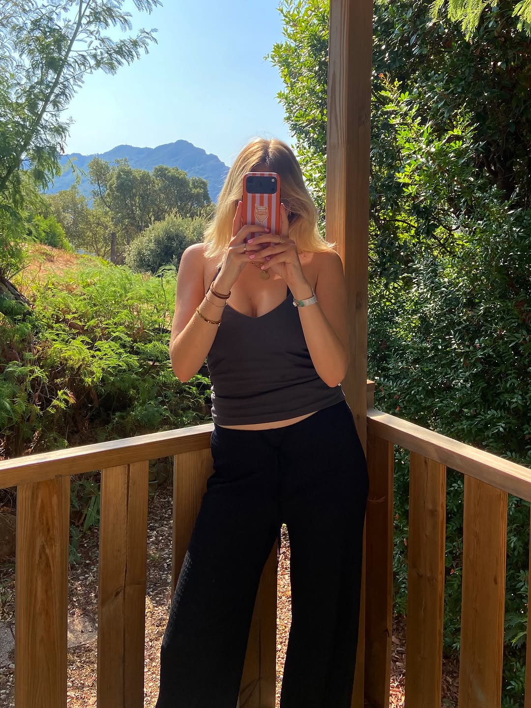@kellyforyou_