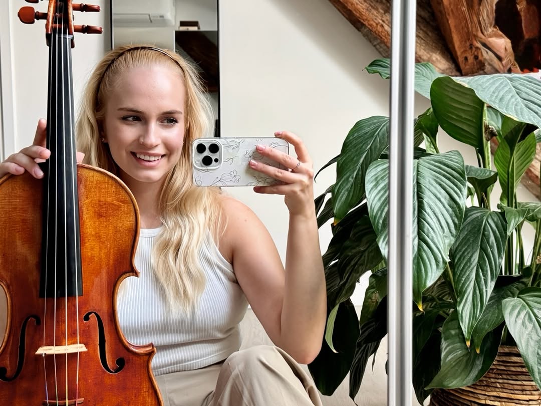 @unna.viola
