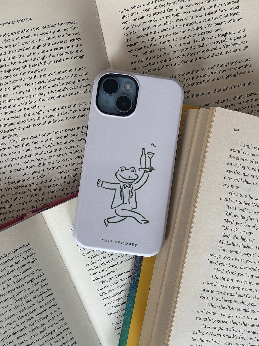 @bookdazing_