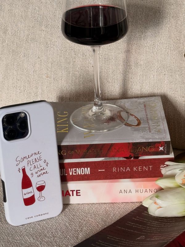 9 Wine Wine, @m_readsbooks