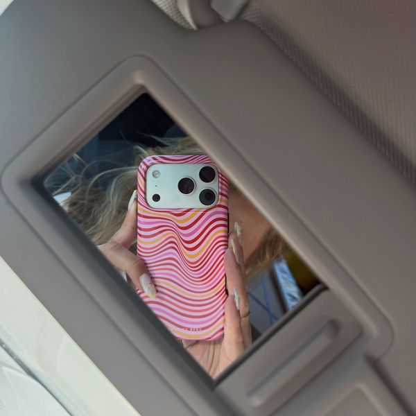 Pink Wave, @julie_lgut